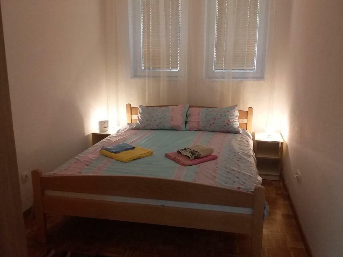 Apartman Jevtic 1 Gornja Toplica Exterior foto